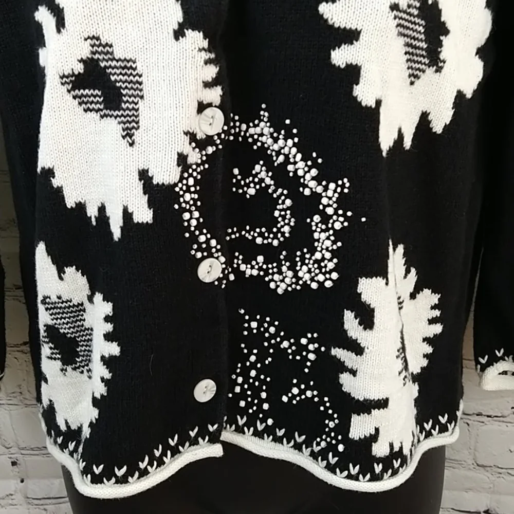 Susan Bristol Black and White Sweater Jacket